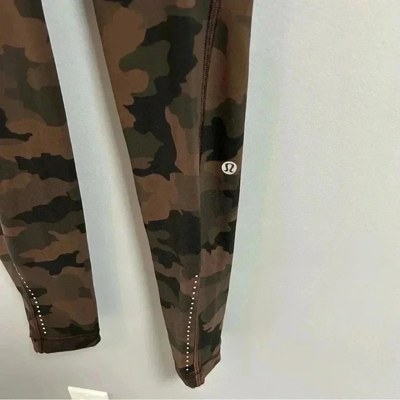 Lululemon Swift  Speed High-Rise Tight - Picture 9 of 10